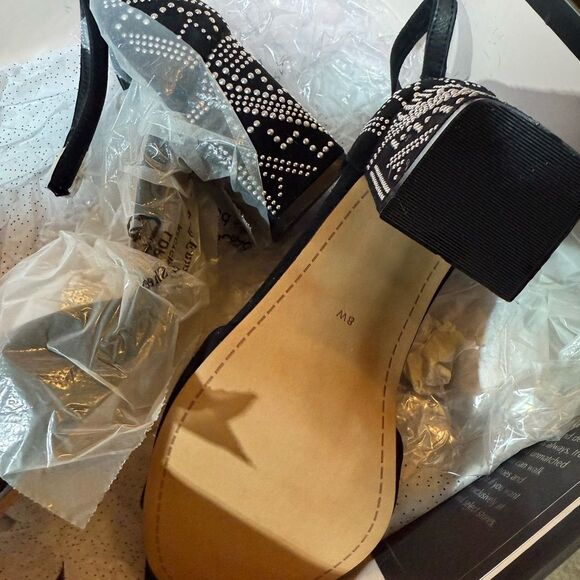 Torrid Collection Black with Silver Bead black Heel Size 8W New with Dust Bag - Picture 4 of 5